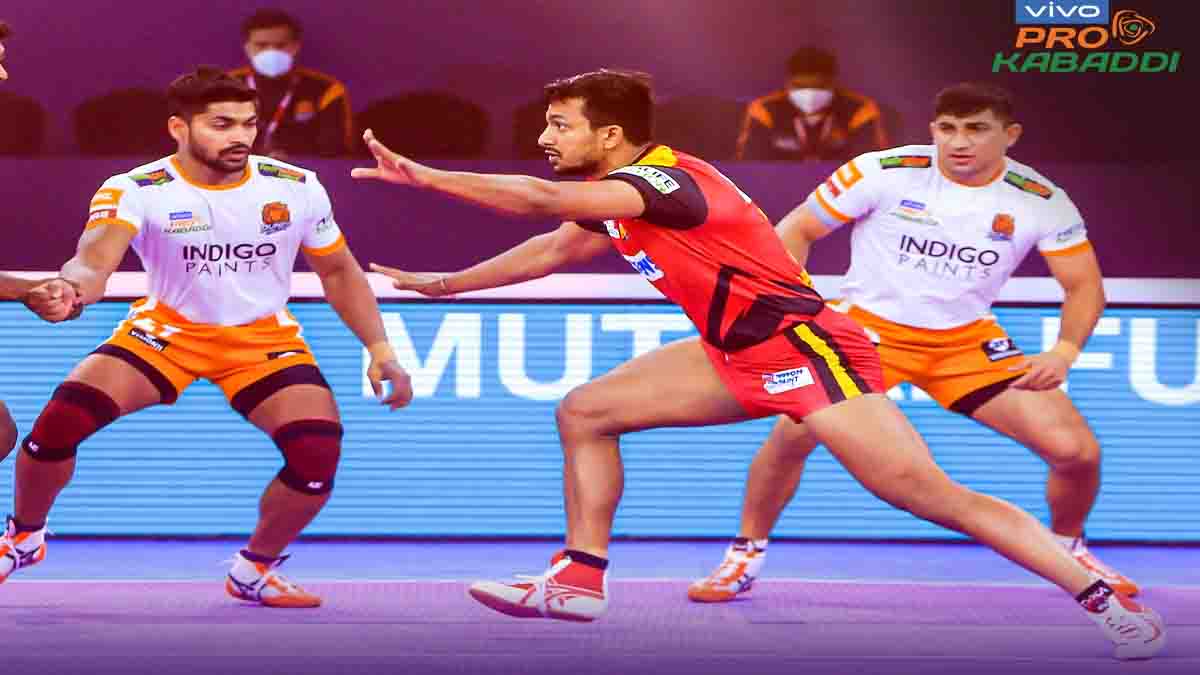 Pro Kabbadi League म प ण न ब गल र क द म त